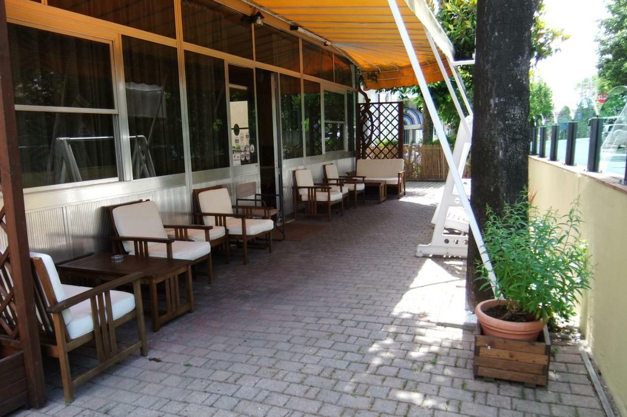 Albergo Villalma Rimini Esterno foto
