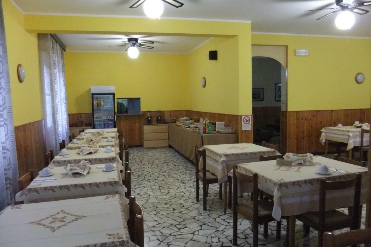 Albergo Villalma Rimini Esterno foto