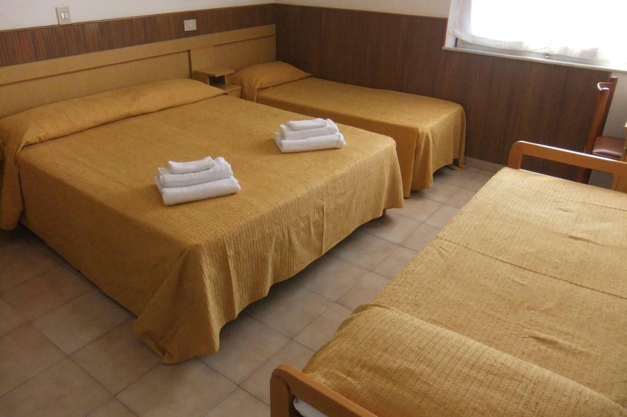 Albergo Villalma Rimini Esterno foto