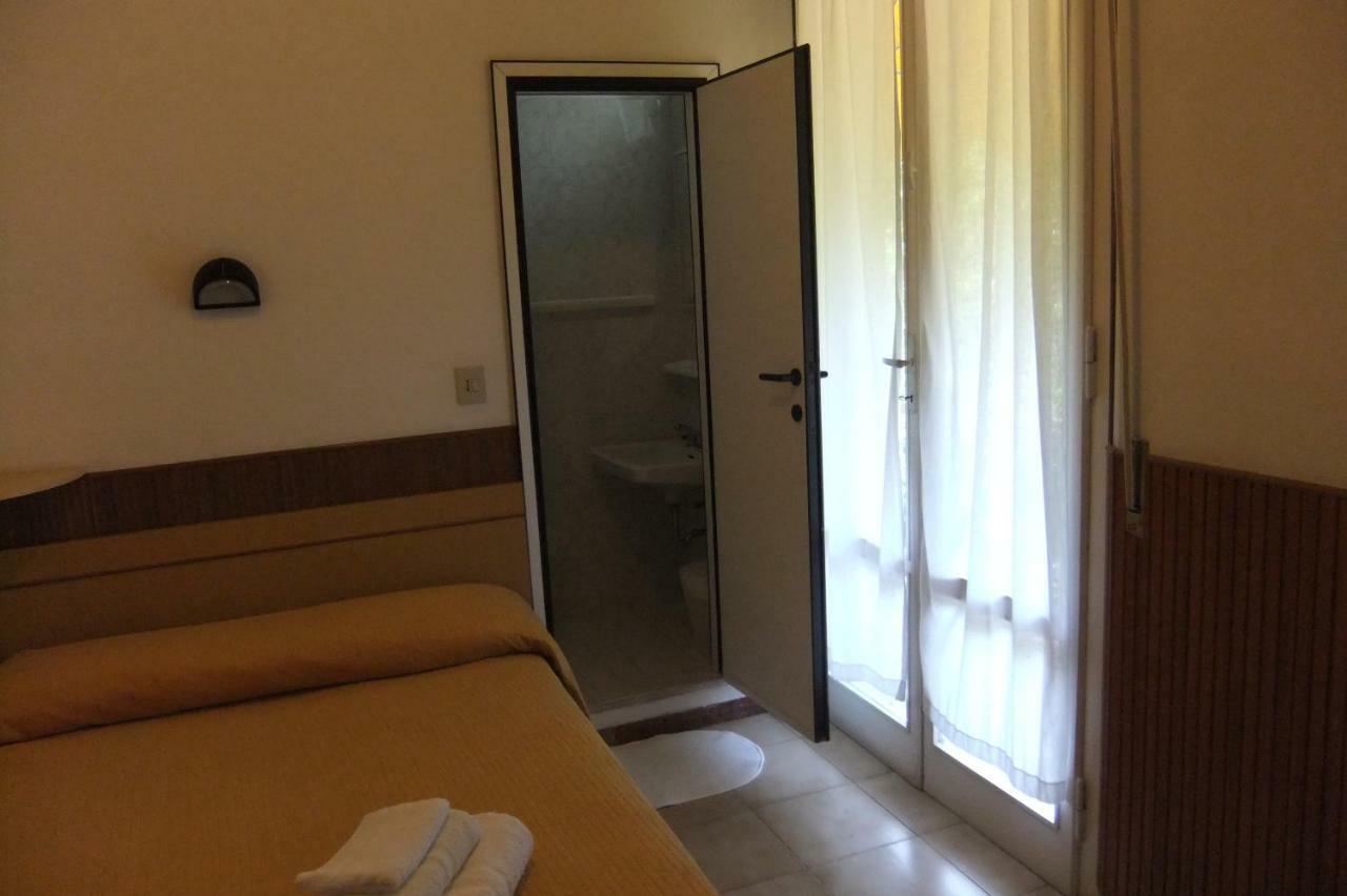 Albergo Villalma Rimini Esterno foto