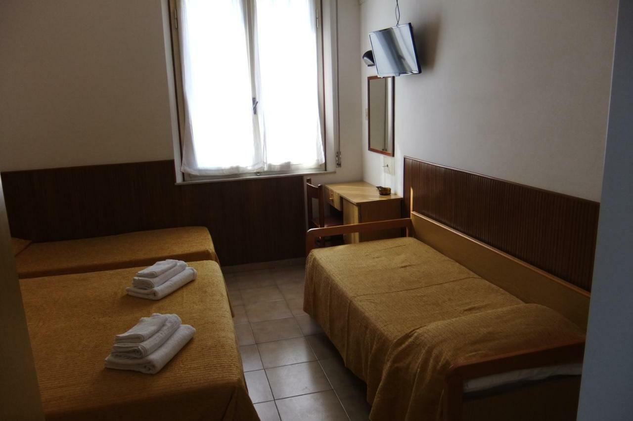 Albergo Villalma Rimini Esterno foto
